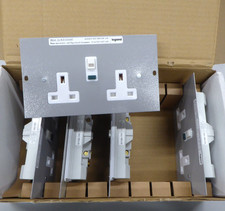 5x Electrak CR036 RCD Sockets