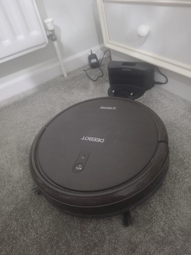 Ecovacs deebot slim robot - ecovacs,