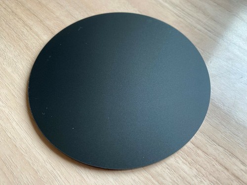 Black round circles disc - black,
