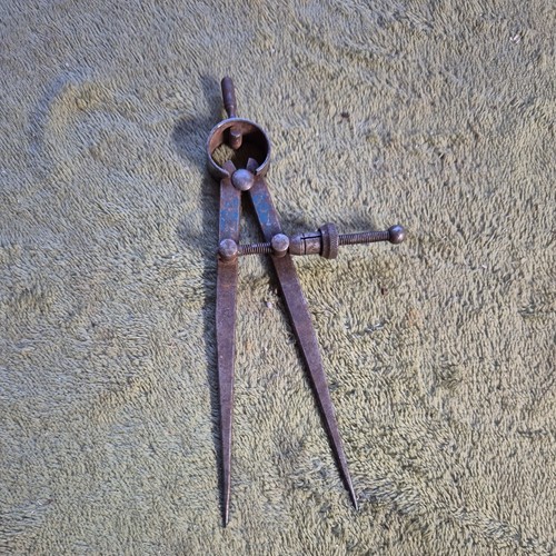 Old vintage iron compass tool - vintage,