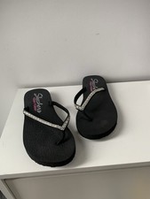 Skechers yoga foam flip flops sandals thong black silver diamonds stone UK