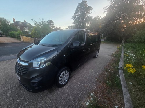 Vauxhall vivaro seater - 9,