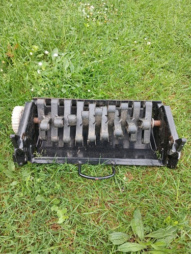 Lawn scarifier cassette - scarifier,