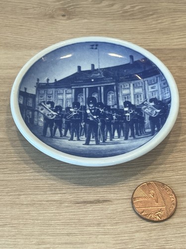 Royal copenhagen blue and - blue,