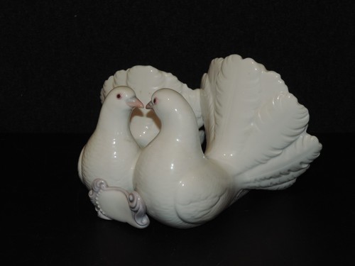 Lladro porcelain couple - couple, of
