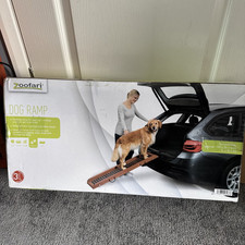 Boxed  Zoofari Bi-Fold Folding Non Slip Wooden Dog Ramp