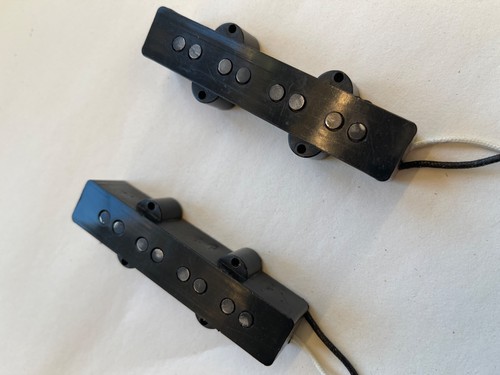 Fender jazz bass pickups - jazz,