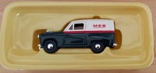 Lledo Vanguards Boxed 1:43 model Austin A35 Van VA01707 Green and cream MEB logo