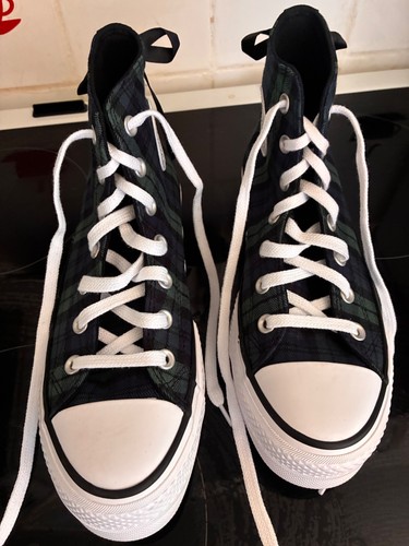 Brand new converse - new,