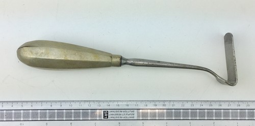 Downs retractor jackson - downs,