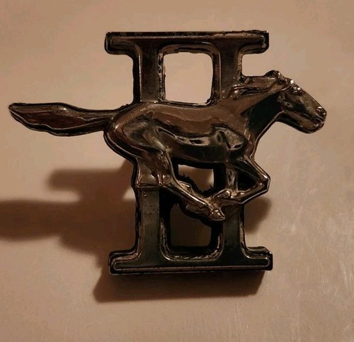 Ford mustang emblom part - emblom,