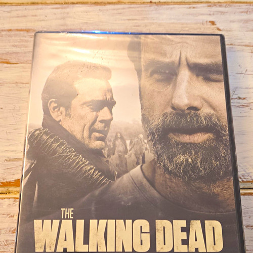 Entertainment one the walking - one,
