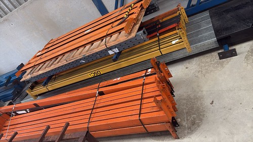 Bay warehouse racking - -,