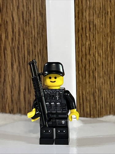 Lego mini figure - lego, gun