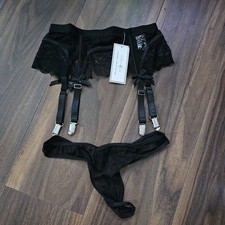 Ladies Black Lace Suspender