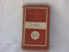 Pevsner THE BUILDINGS OF ENGLAND London Vintage Penguin Paperback d/w 1952 1st