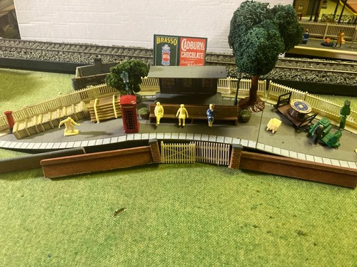 Hornby station curve and - hornby,