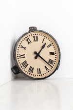 Vintage Industrial 24" Large