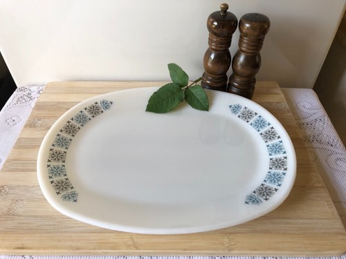 Pyrex jaj chelsea pattern - ,