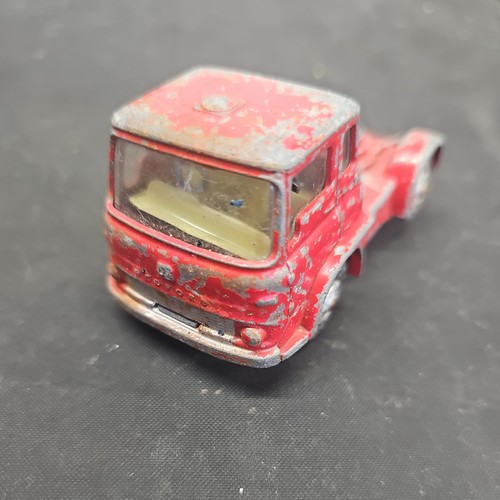 Corgi toys bedford tractor - toys,