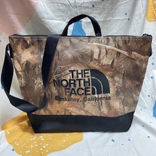 The North Face Men's Camouflage Nylon Shoulder Bag 36cm Large Casual Used