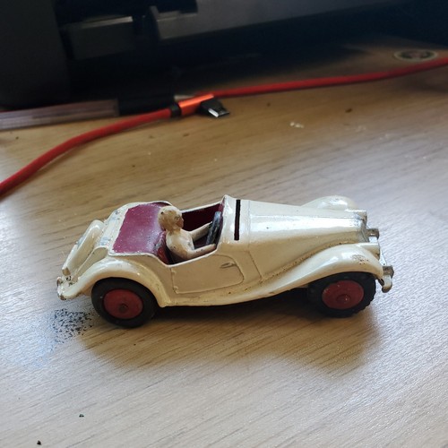 Vintage dinky toys 108 mg - dinky,