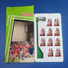 Subbuteo lw team ref Number 683 ARSENAL COMPLETE SET IN CORRECT LABEL BOX