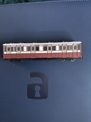 Peco 400b composite coach - gr-400b,