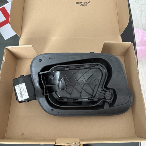 Tiguan ad1 fuel flap - ii,