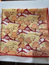 Vera Trees And Birds Square 26