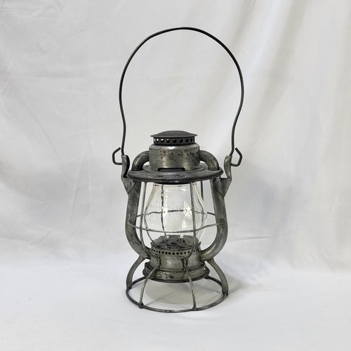 Dietz vesta railroad lantern - railroad,