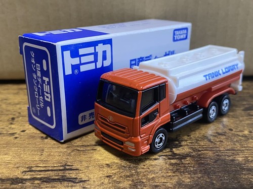 Tomica nissan diesel quon - quon, tank