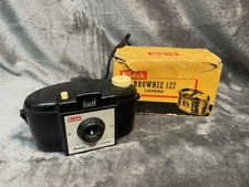 *** VINTAGE KODAK BROWNIE 127
