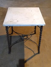 Vintage Wooden Top 27×25 Side