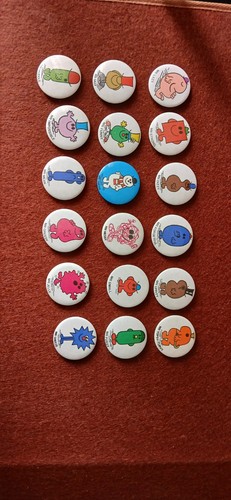 Men 1976 tin badges - 18,