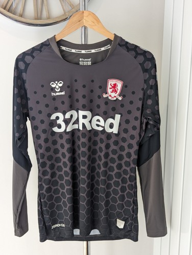Middlesbrough goalkeeper - middlesbrough,
