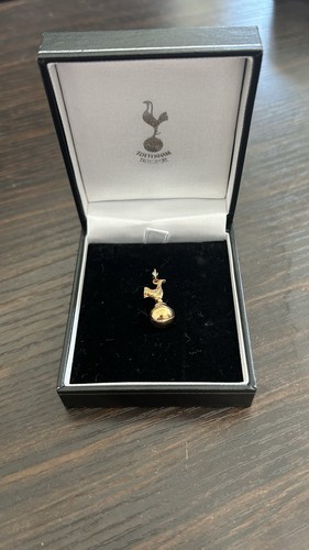 Spurs 9ct gold cockerel - 9ct,
