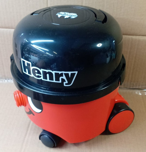 Vacuum cleaner toy henry - toy,