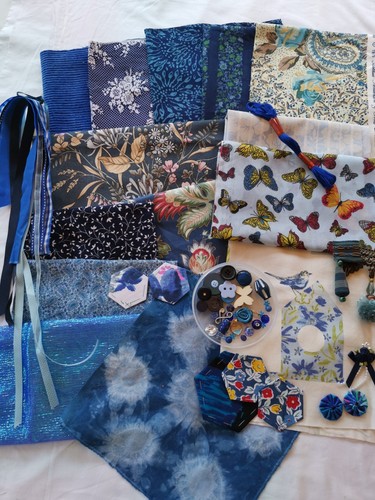 Extra large blue slow stitch - ,