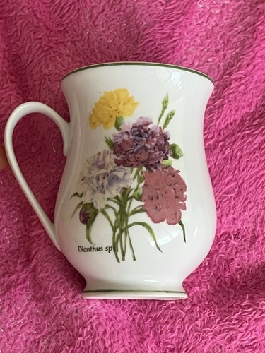 Beautiful floral vintage - floral, mug