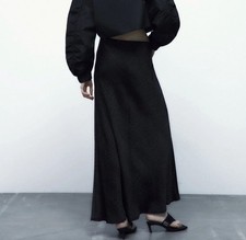 Zara black satin flowing - black,