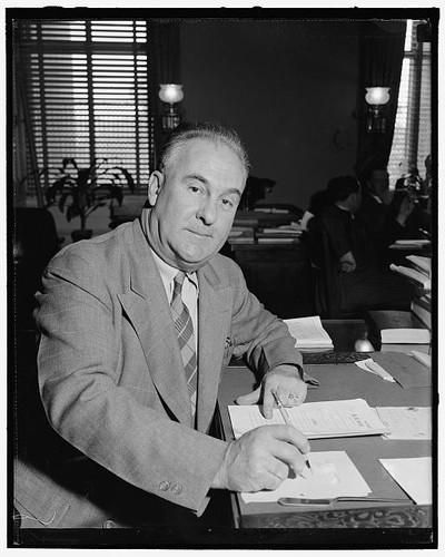 Photo 1930s man - at, desk