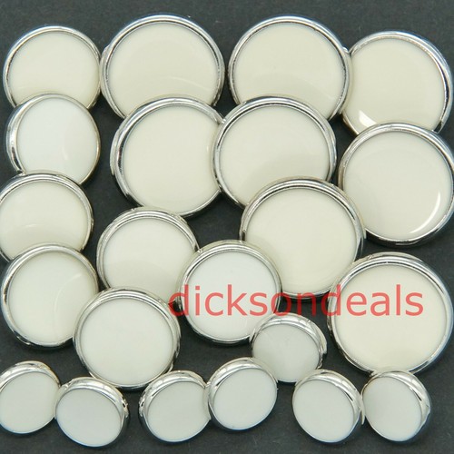 Dress shirt buttons off - 6, x