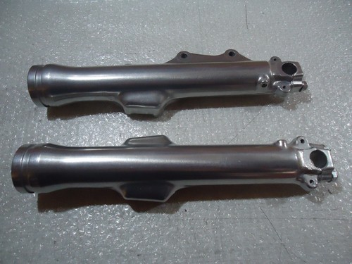 Suzuki gt380 fork lowers - lowers, gt