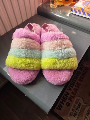 Ugg fluff yeah - yeah, satchet