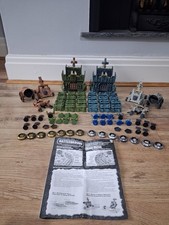 Battleground Crossbows And Catapults War Chest Starter set. nearly complete 2007
