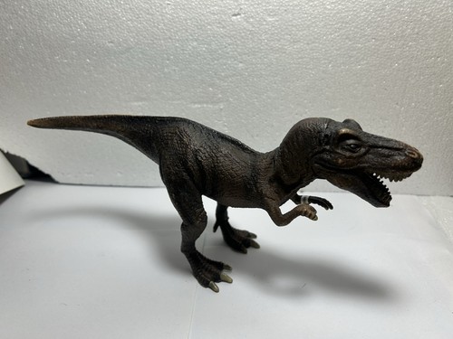 Highly collectible schleich - highly,