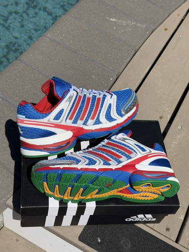 Size brand new adidas - brand,