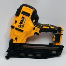 Dewalt DCN660 XR 18v Cordless 16ga 2nd Fix Nailer - Body Only (U)