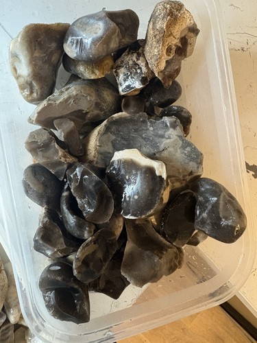 Natural flint pebbles stones - flint, pebbles/stones